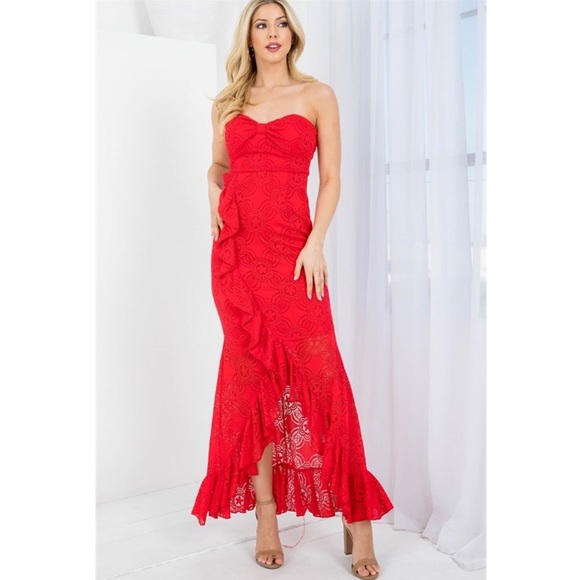 Gorgeous Strapless Red Lace Floor Length Trumpet Gown - Picture 1 of 16